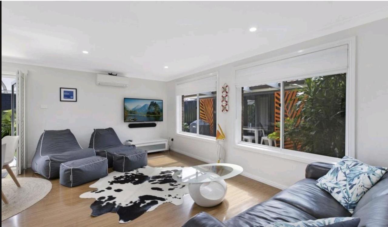 Beachside Villa エタロング・ビーチ エクステリア 写真
